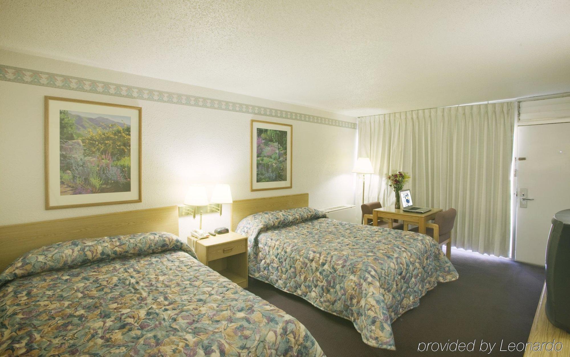 Econo Lodge Carlsbad Caverns Area 객실 사진